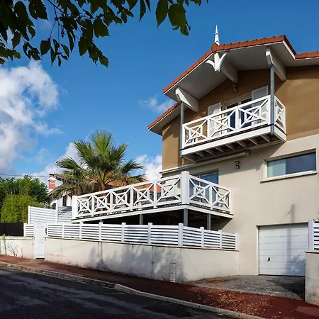 Les Embruns D - Avec Piscine Chauffee Villa Arcachon